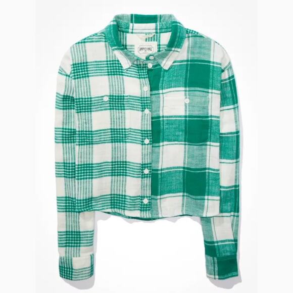 A494 • Cozy Cropped Green Plaid Flannel Shirt - Picture 6 of 6